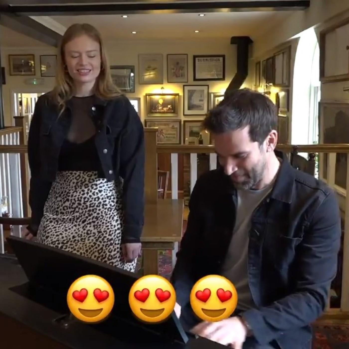 Freya Ridings performs 'Lost Without You' with Gethin in the pub!